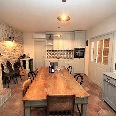 Апартаменти Casa Arancin